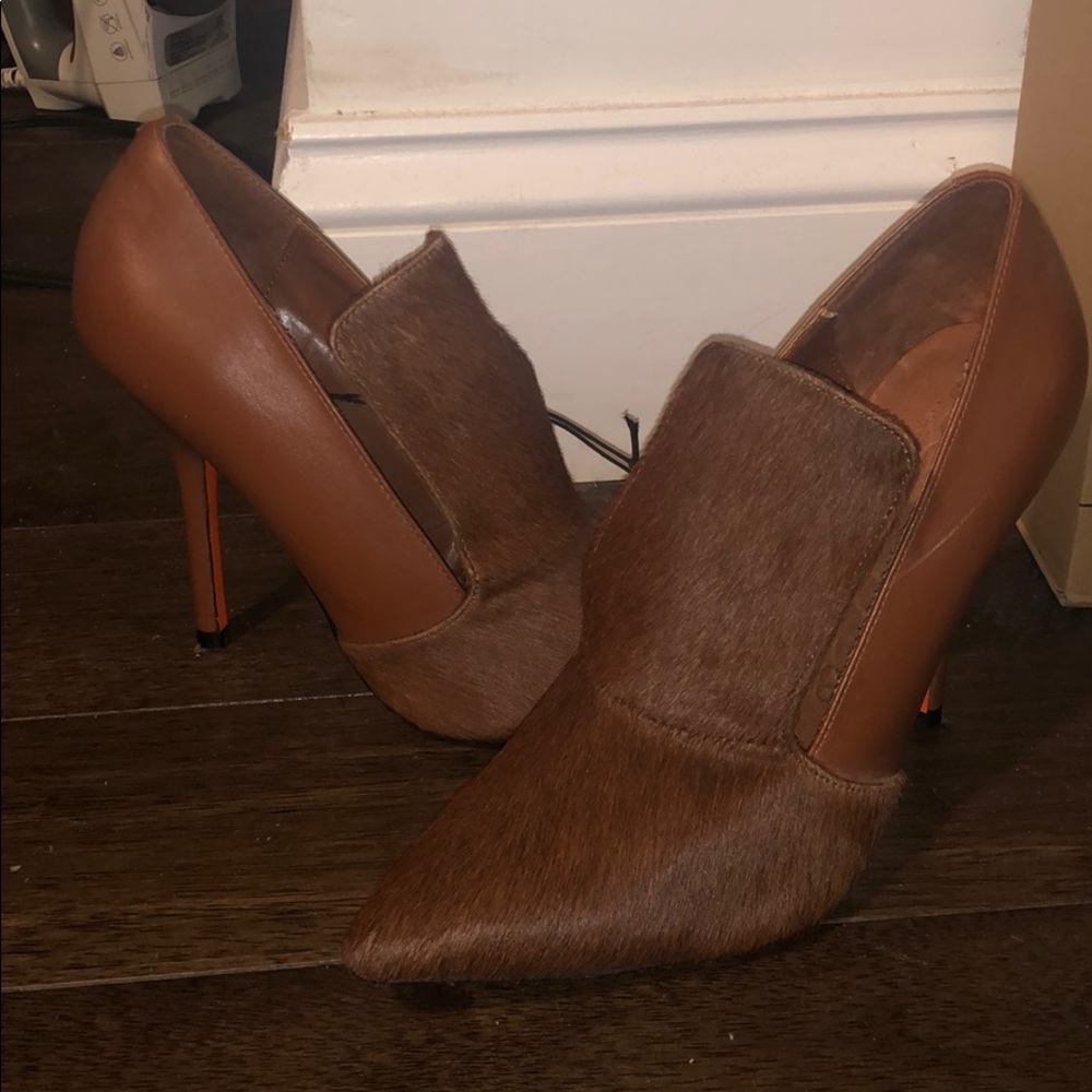 JoeFresh shoes - brand new size 8